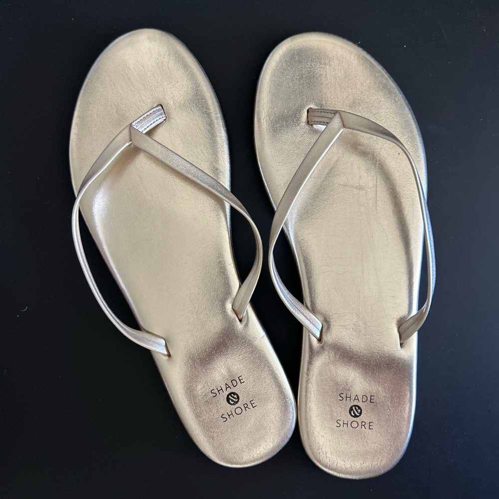 Shade & Shore Metallic Gold Sandals